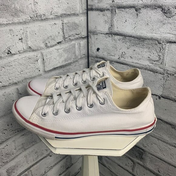 Converse Chuck Taylor All Stars White Sneakers - Picture 4 of 8